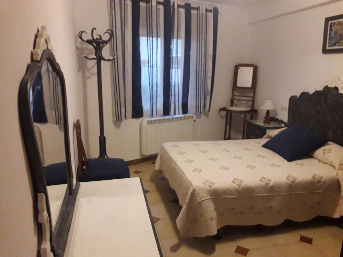 Casa Rosalia Apartment Bronchales Bagian luar foto